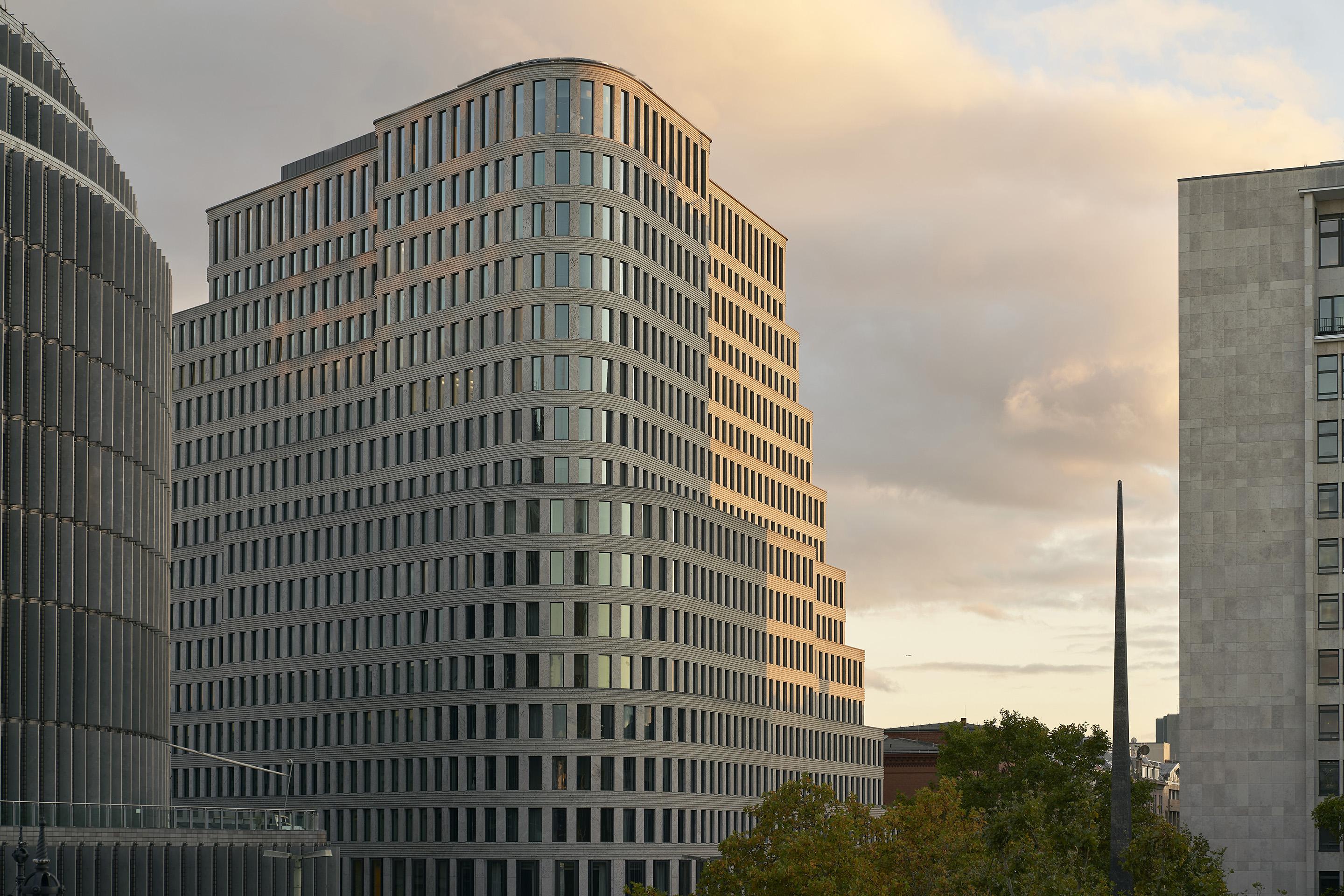 Dorint Kurfürstendamm 5*